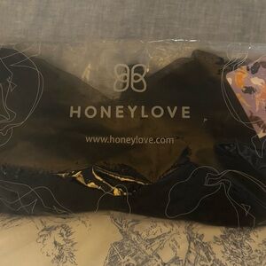 Honeylove Crossover Bra (In original packaging - Never opened)